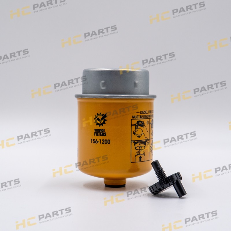 Топливная система экскаватора-погрузчика CAT с сепаратором