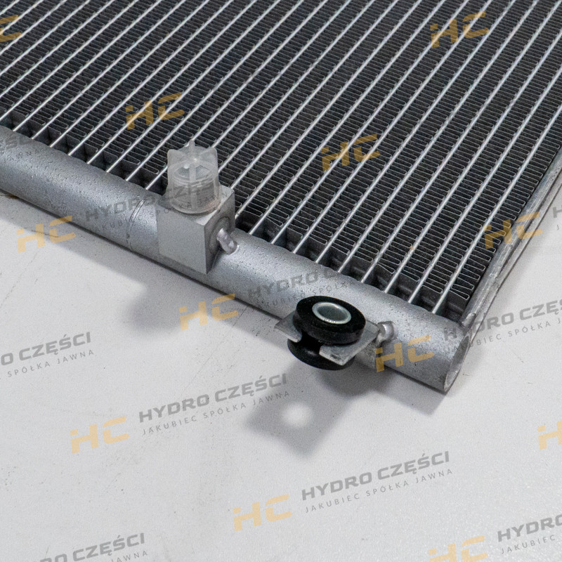 Радиатор кондиционера JCB — запчасти AZERI