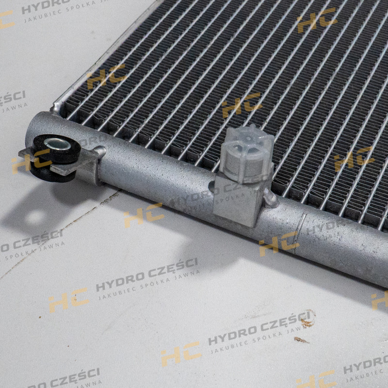 Радиатор кондиционера JCB — запчасти AZERI