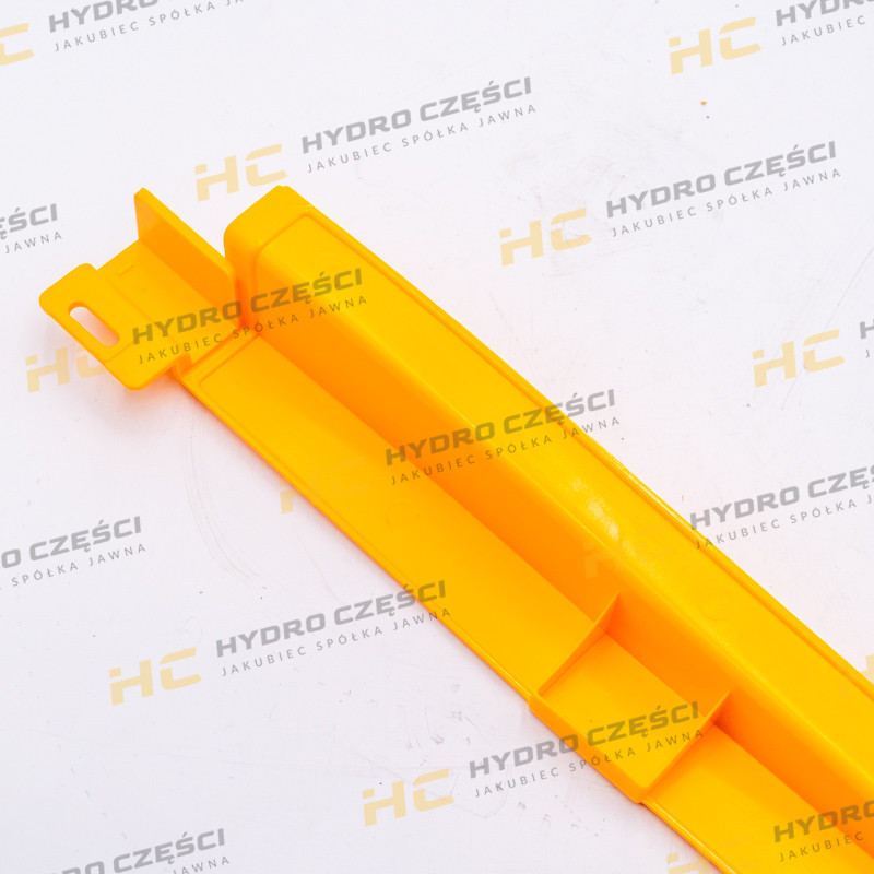 Направляющая кожуха двигателя JCB, левая нижняя — AZERI PARTS