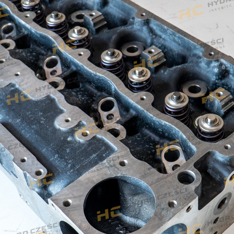 Головка блока цилиндров JCB PERKINS 1104.4-PERKINS