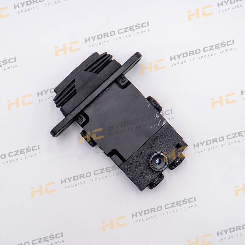 Блок клапанов JCB Hammer (под педалью) — AZERI PARTS