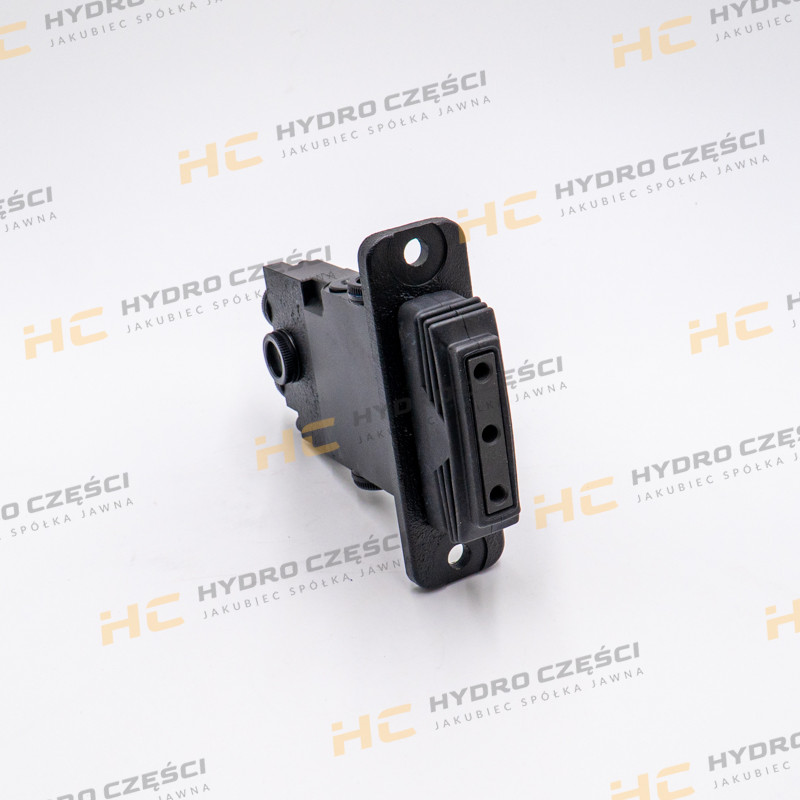 Блок клапанов молота JCB (под педаль) — AZERI PARTS