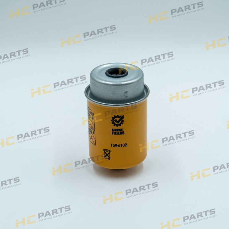 Топливная система экскаватора-погрузчика CAT с сепаратором