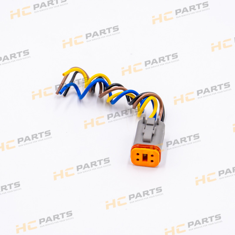 Штекер для лампы 700/50018 — 4 контакта, гнездо