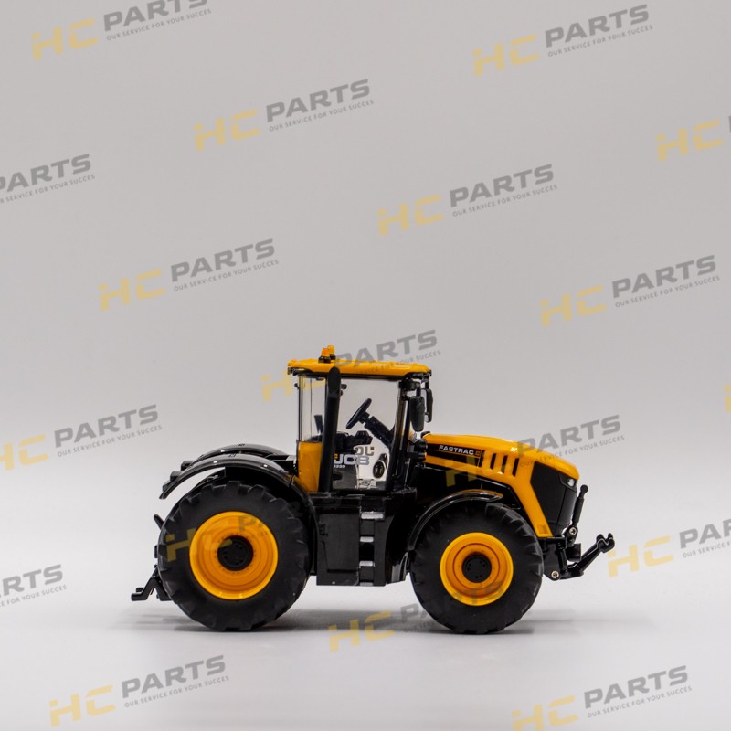 Модель JCB — FASTRAC 8330 BRITAINS