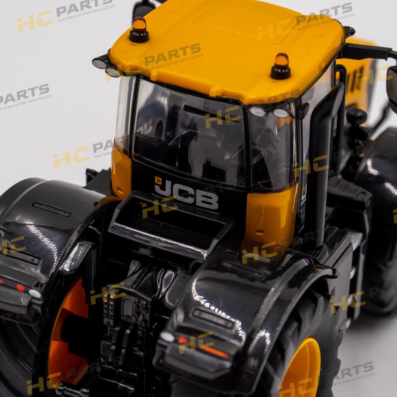 Модель JCB — FASTRAC 8330 BRITAINS